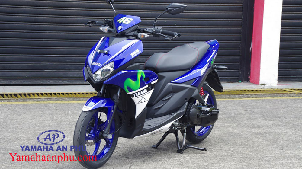 Yamaha NVX 150 màu xanh Movistar